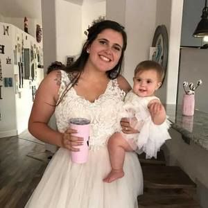 Meet your Posher, Caitlyn